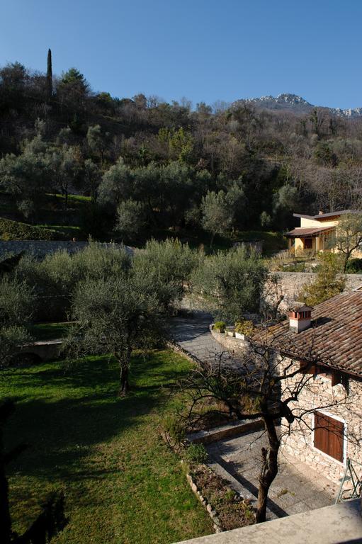 توسكولانو ماديرنو Albergo Locanda Cavallino الغرفة الصورة