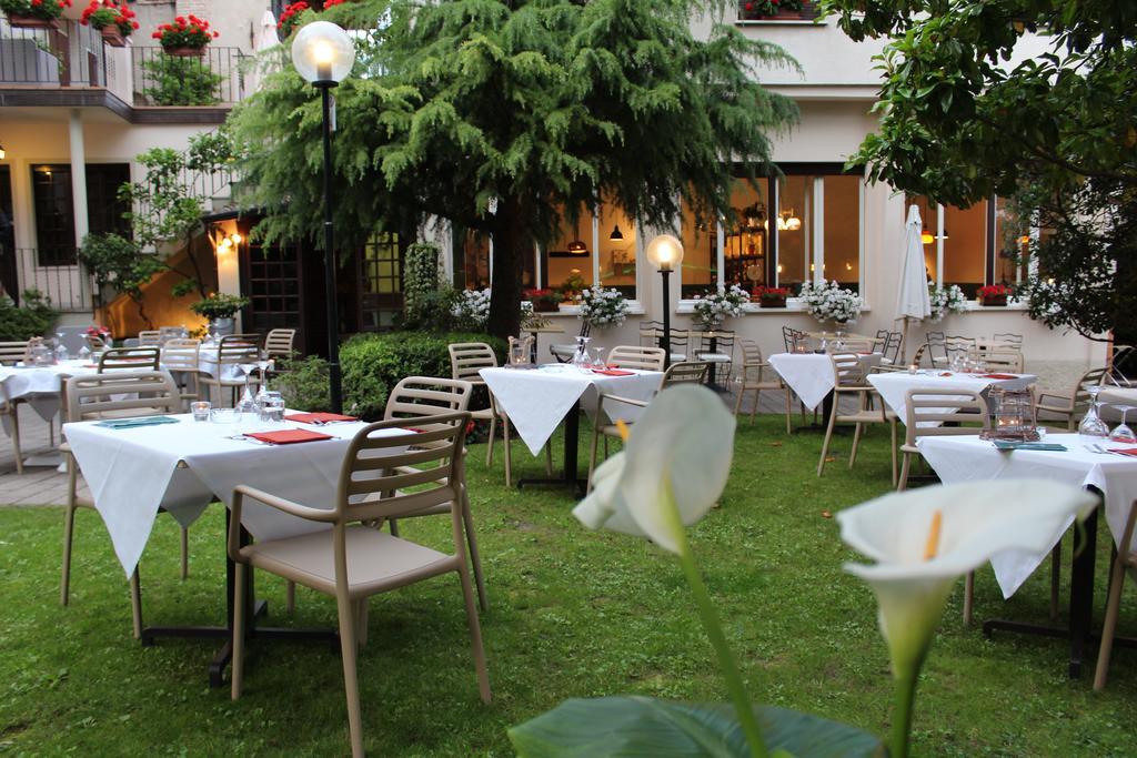 توسكولانو ماديرنو Albergo Locanda Cavallino المظهر الخارجي الصورة